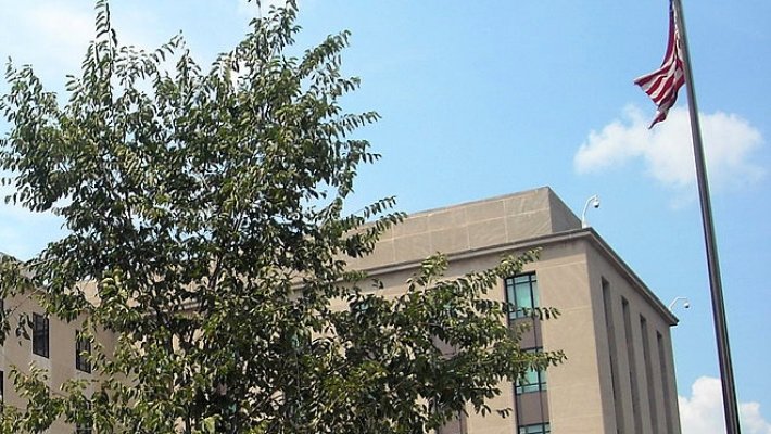 В Госдепе рассказали, кто похищает для США нефть в Сирии