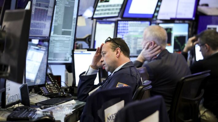 Зашкаливающая безработица в США на фоне пандемии контрастирует с опережающими мерами РФ