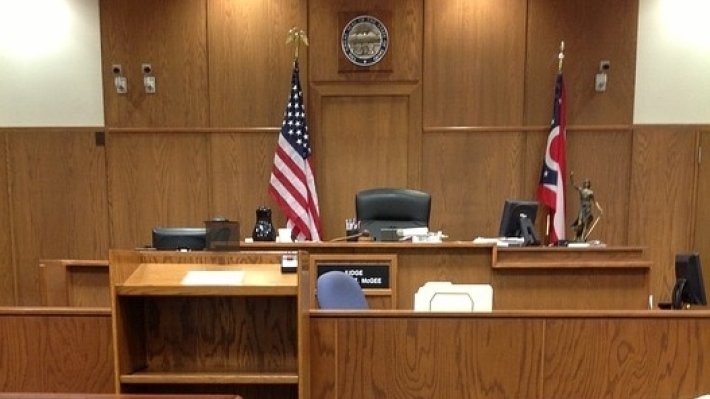 Провал комиссии Мюллера обрушил логику судов США по обвинениям России во "вмешательстве"