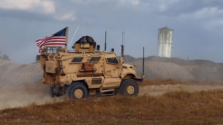 США на фоне потери своего авторитета не гнушаются мелкими источниками нефти в Сирии