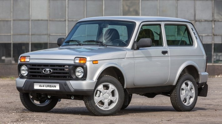В Сети появились фото обновленного внедорожника Lada 4x4