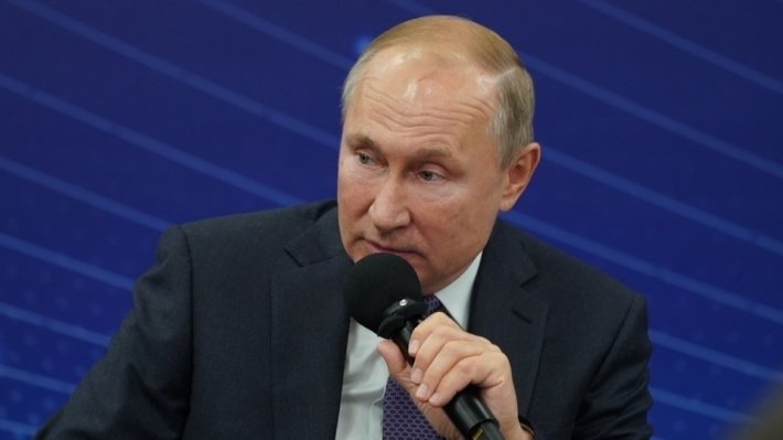 Путину рассказали о перспективах производства нефтяных катализаторов в Омске