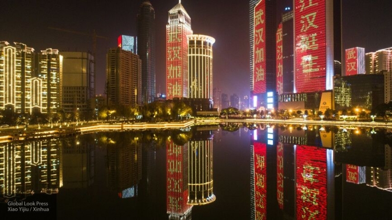 Китайский Ухань возобновил автопроизводство после вспышки коронавируса