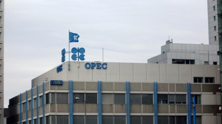 ОПЕК рекомендовала продлить сокращение добычи до конца 2020 года