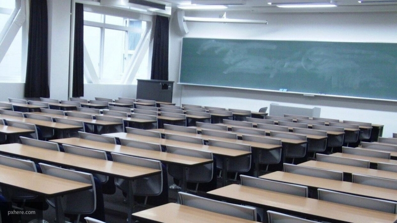 Разработки предприятий Петербурга применят в российской системе образования