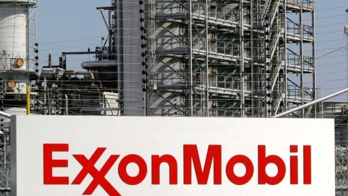 Google и Facebook столкнули интересы монополий и спецслужб США