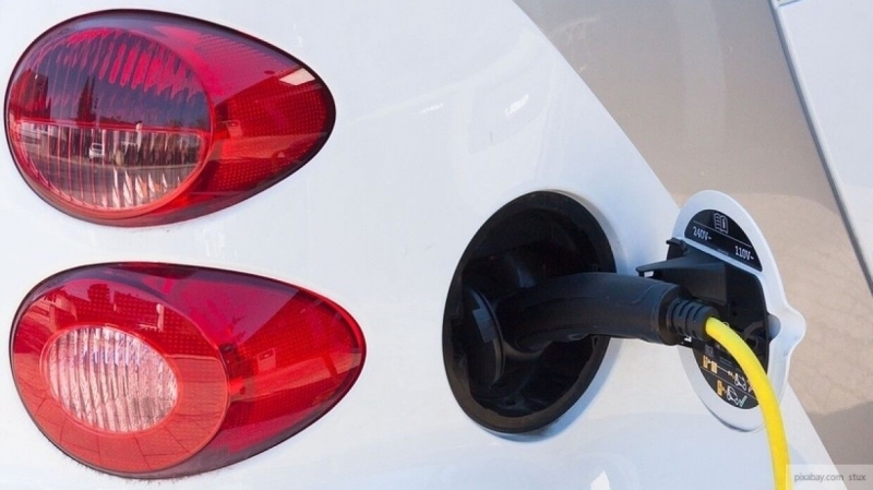 General Motors хочет обойти Tesla и стать лидером рынка электромобилей