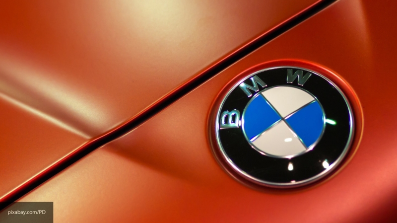 BMW показала новый электрофлагман iX