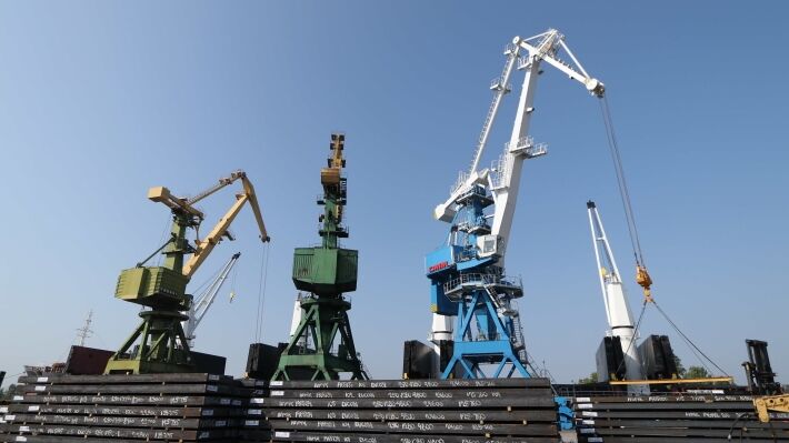 Переправа "Усть-Луга – Балтийск" может больно ударить по транзиту Прибалтики