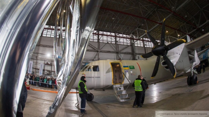 Бизнес "Антонова" ограждает Украину от полного развала авиастроения