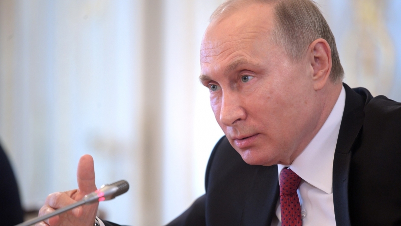 Путин будет присутствовать на совещании по экономике