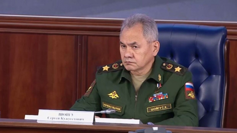 Шойгу: вопрос развития высокоточного оружия находится на особом контроле у Путина