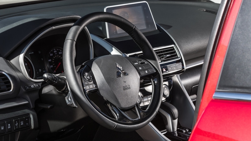 Mitsubishi запустила производство обновленного кроссовера Outlander