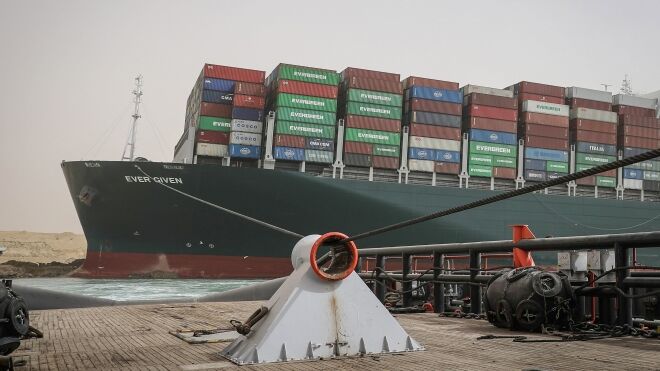 Случай в Суэцком канале напомнил миру об альтернативах Северного морского пути