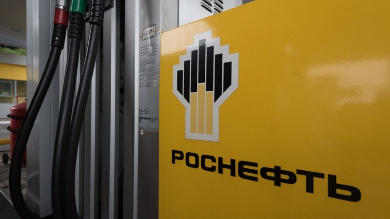 Премия нового продавца нефтепродуктов "Роснефти" на Украине выросла вдвое