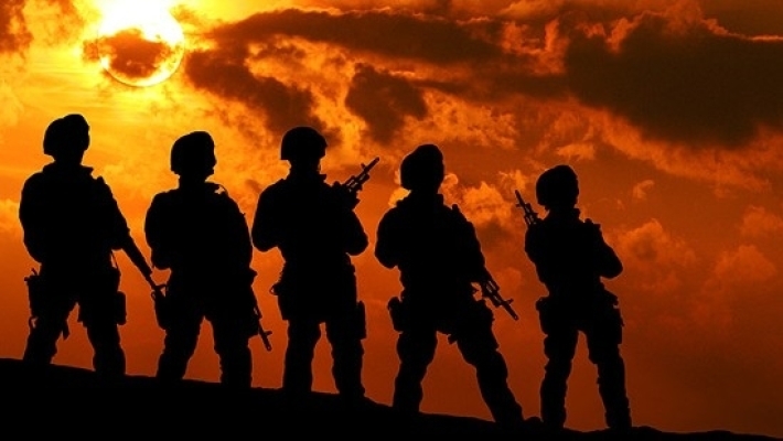 Эффективный ответ на современные угрозы: Су-25СМ реализует стратегию России по высокоточному оружию