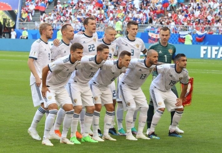 «Вместе мы сможем многое»: сборная России по футболу обратилась к болельщикам