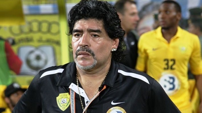 Марадона советует тренеру сборной Аргентины не возвращаться на родину