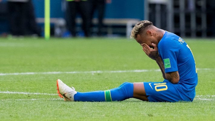 «Будто его сейчас погрузят в скорую»: бывший футболист раскритиковал форварда сборной Бразилии Неймара