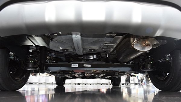 Интерьер нового кроссовера Kia KX1 рассекретили перед продажей