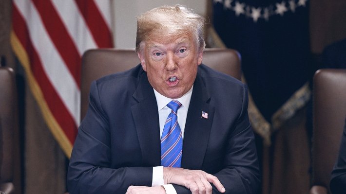 Убытки США вынудили Трампа просить у Европы перемирия в пошлинной войне