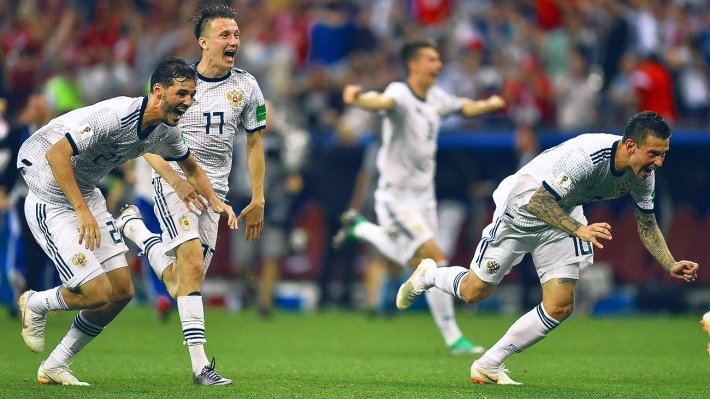 "Деньги в клубах – а тут надо играть за страну": россияне оценили возможный отказ государства платить сборной России за выступление на ЧМ