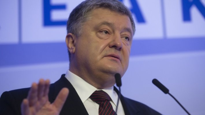 Порошенко обрадовался авиационной независимости от России