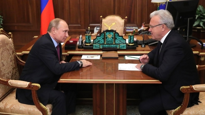 Путин поддержал идею обсуждения холдинга по производству цветных металлов