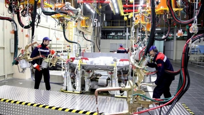 Козак рассказал, когда появятся меры господдержки автопрома в РФ