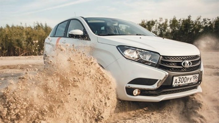 Первые экземпляры Lada XRAY Cross сошли с конвейера в Тольятти