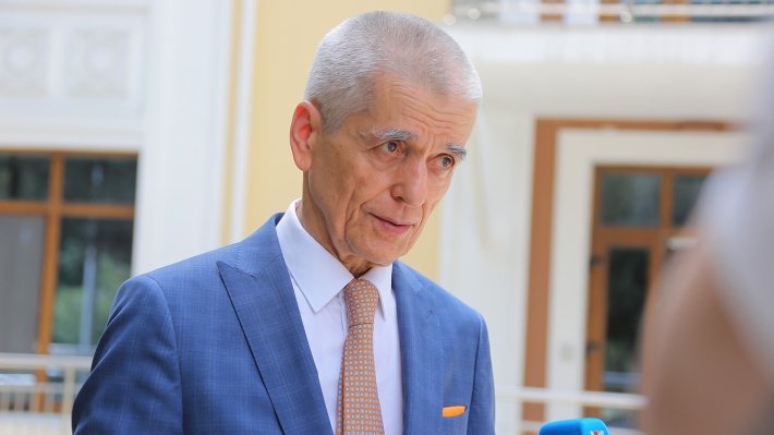 Производители бурды повысят алкозависимость россиян: Онищенко раскритиковал предложение о ночной продаже пива