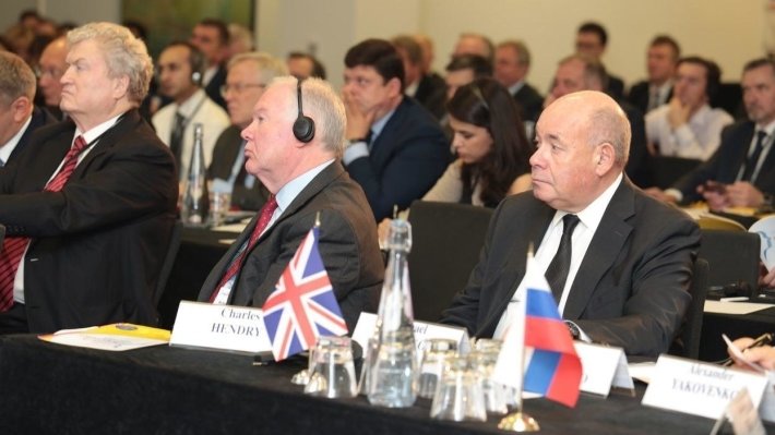 На Сырьевом диалоге в Лондоне Россия и Великобритания обсудили возможность улучшения отношений  