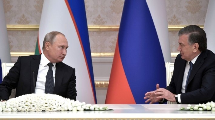 Путин хочет наладить совместное производство оружия с Узбекистаном