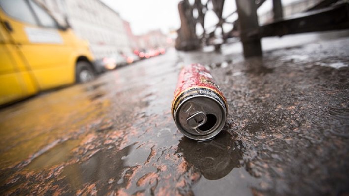 Производители бурды повысят алкозависимость россиян: Онищенко раскритиковал предложение о ночной продаже пива