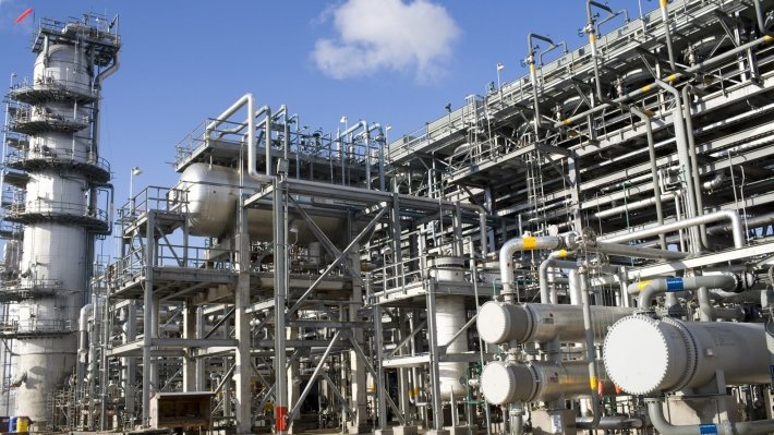 Американская нефть 10 дней подряд падает в цене