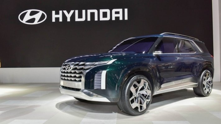 В Сеть выложили уличные фото Hyundai Palisade за неделю до премьеры