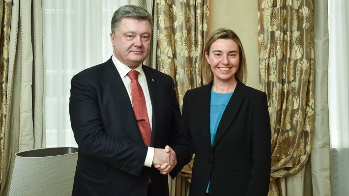 Реакция Украины и ЕС на выборы в Донбассе раскрыла их реальное отношение к Минским соглашениям