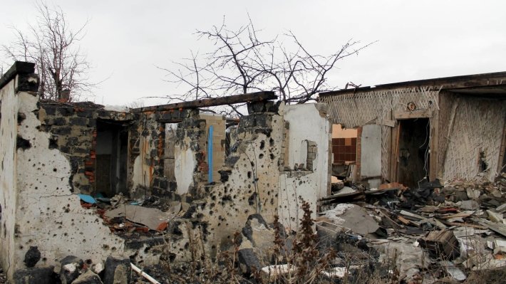 Нерешенный конфликт в Донбассе нужен Евросоюзу для игры против Киева