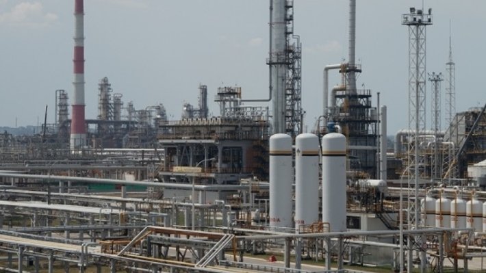 Антипинский и Афипский НПЗ вернулись к работе благодаря Сбербанку