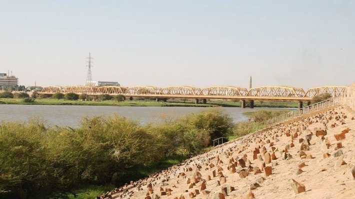 Судан ведет переговоры с российскими компаниями о строительстве крупного НПЗ