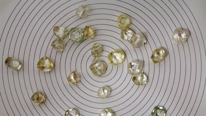 Россия взяла на себя миссию избавить мировой рынок от "кровавых алмазов"