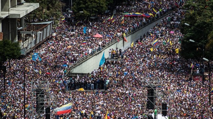 Посол Венесуэлы в РФ оценил ситуацию в своей стране