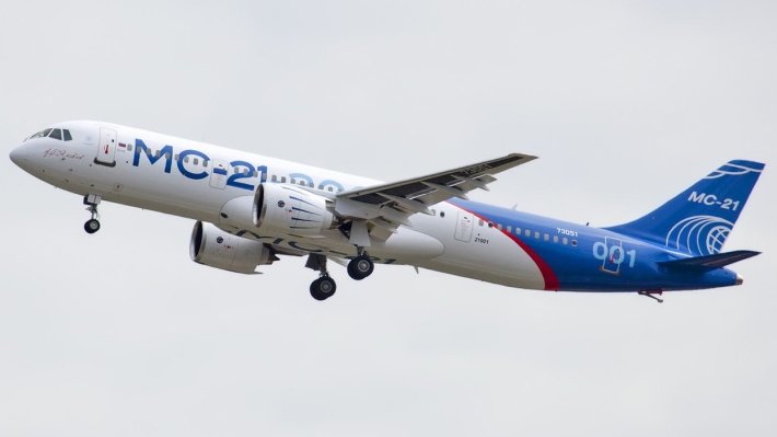 Санкции США повлияли на серийный выпуск самолета МС-21