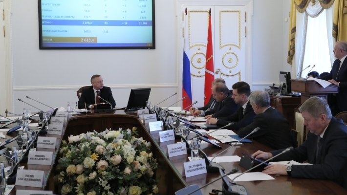Беглов подписал "дорожную карту" развития конкуренции в Петербурге