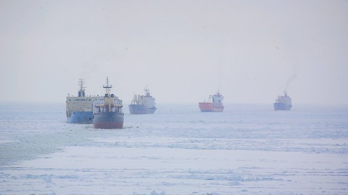 Западу остается с завистью наблюдать за Россией, покоряющей новый нефтяной рубеж в Арктике