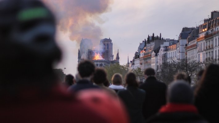 Москва нашла самый дипломатичный способ помочь Франции в восстановлении Нотр-Дама