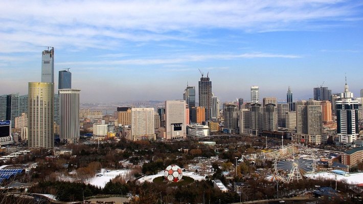 Власти КНР рассказали о пожаре на химзаводе в Даляне