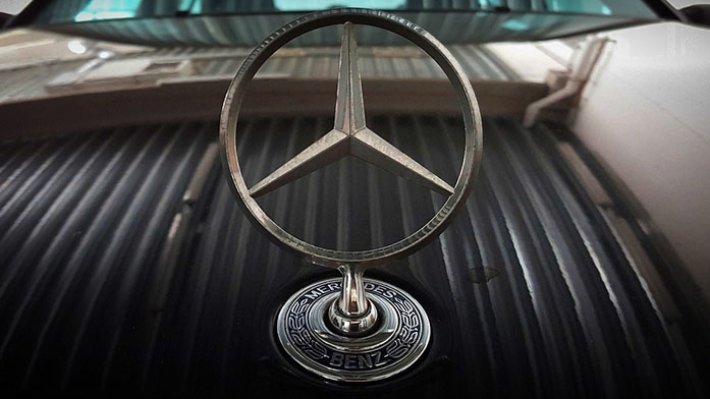 В Сеть выложили первые изображения нового Mercedes-Benz GLS