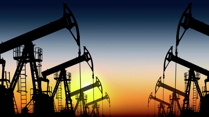 В России изучают альтернативу лицензированию экспорта нефти, заявили в Минфине