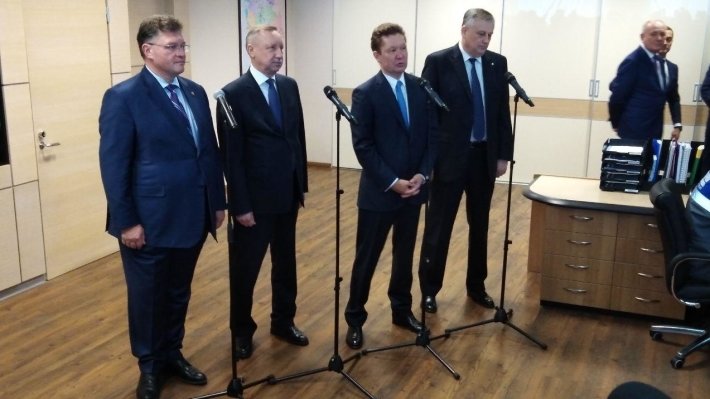 Беглов посетил церемонию запуска газораспределительной станции "Лаголово"